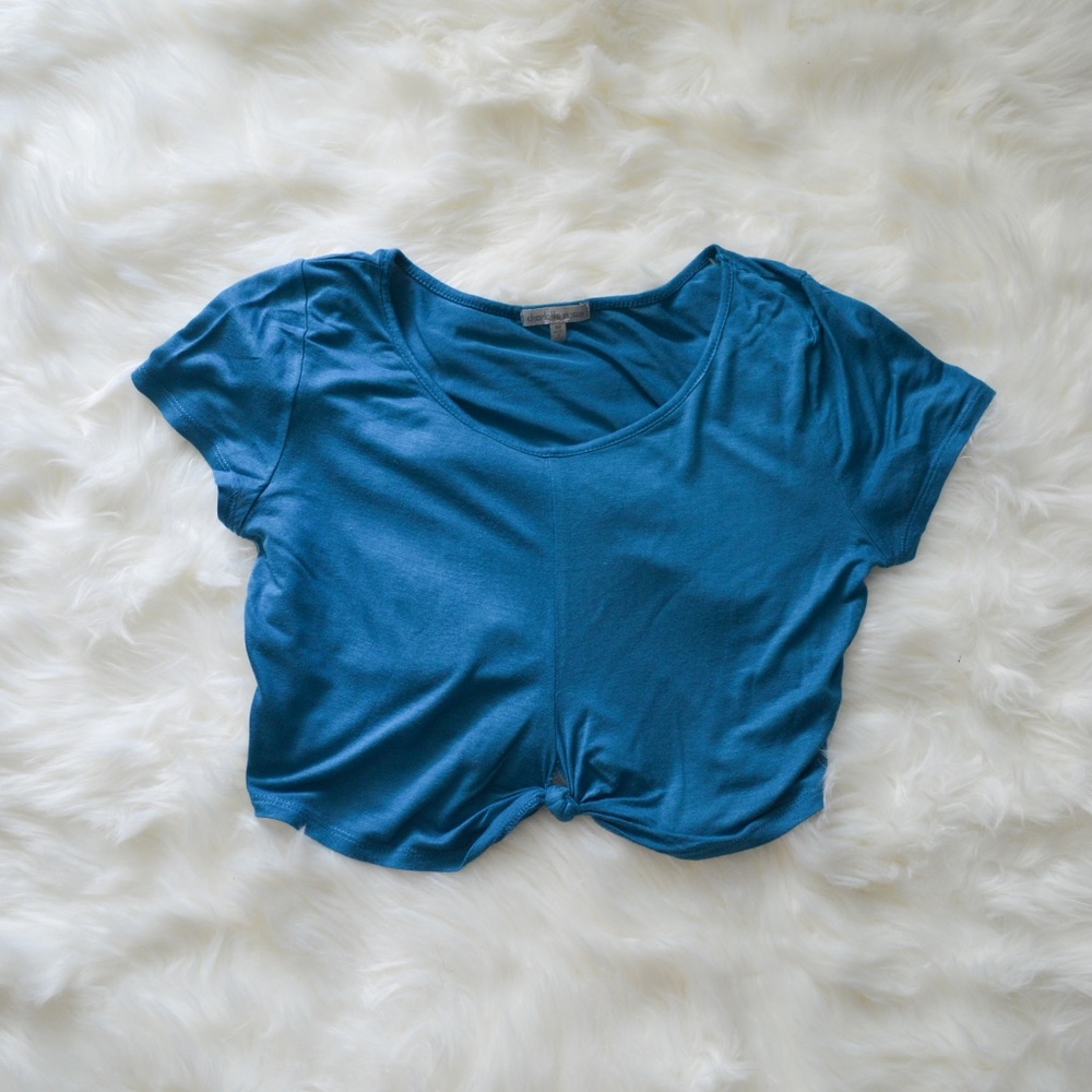 Charlotte Russe Size Medium Blue Crop Top